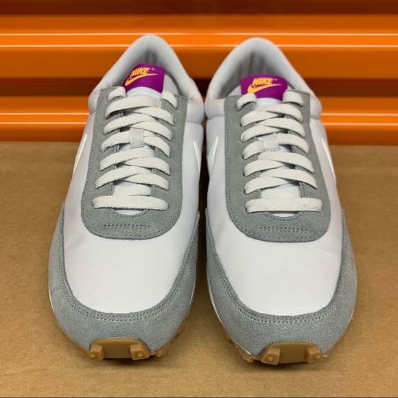 Nike Daybreak Grey/White Women’s Shoes - Picture 2 of 8